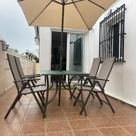 Sirio. Chalet Con Piscina Privada בית נופש גאנדיה