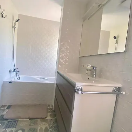 Sirio. Chalet Con Piscina Privada בית נופש