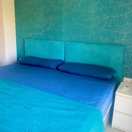 Sirio. Chalet Con Piscina Privada בית נופש