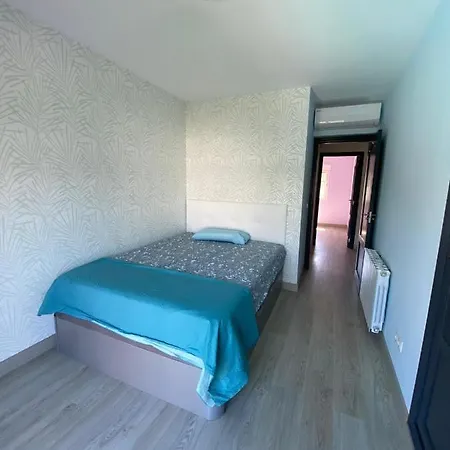 בית נופש Sirio. Chalet Con Piscina Privada גאנדיה